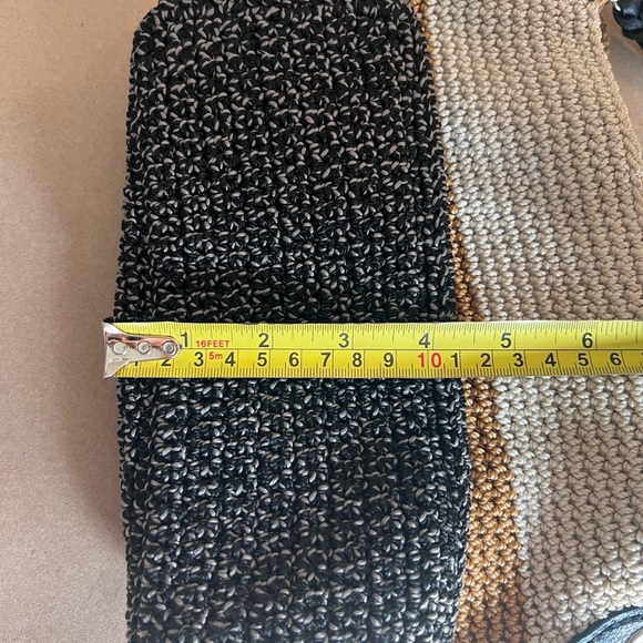 The Sak Black Tan Cream Vertical Stripes Crochet Small Shoulder Bag Zip Closure - Picture 8 of 10